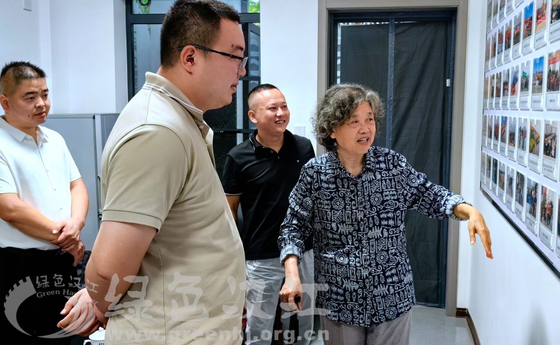 谷城县城关镇副镇长来访