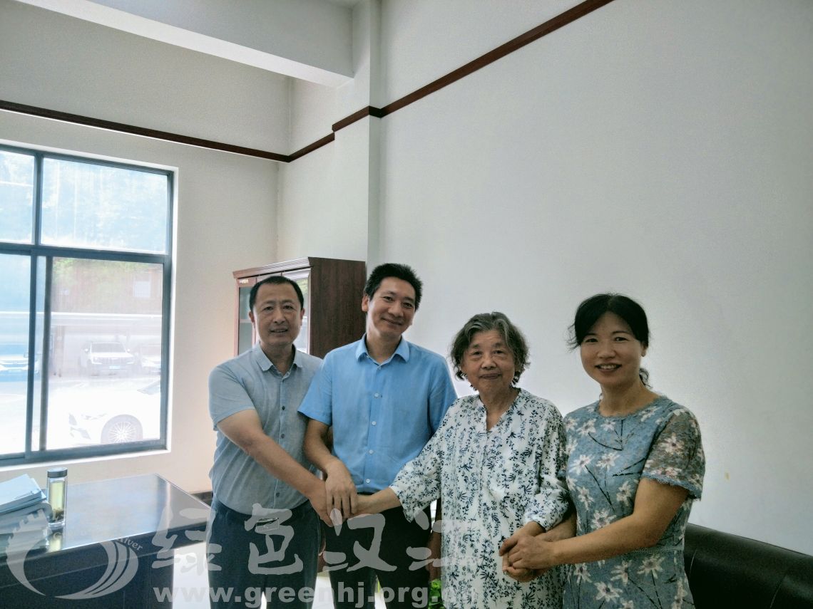 我会到水利与湖泊局进行交流